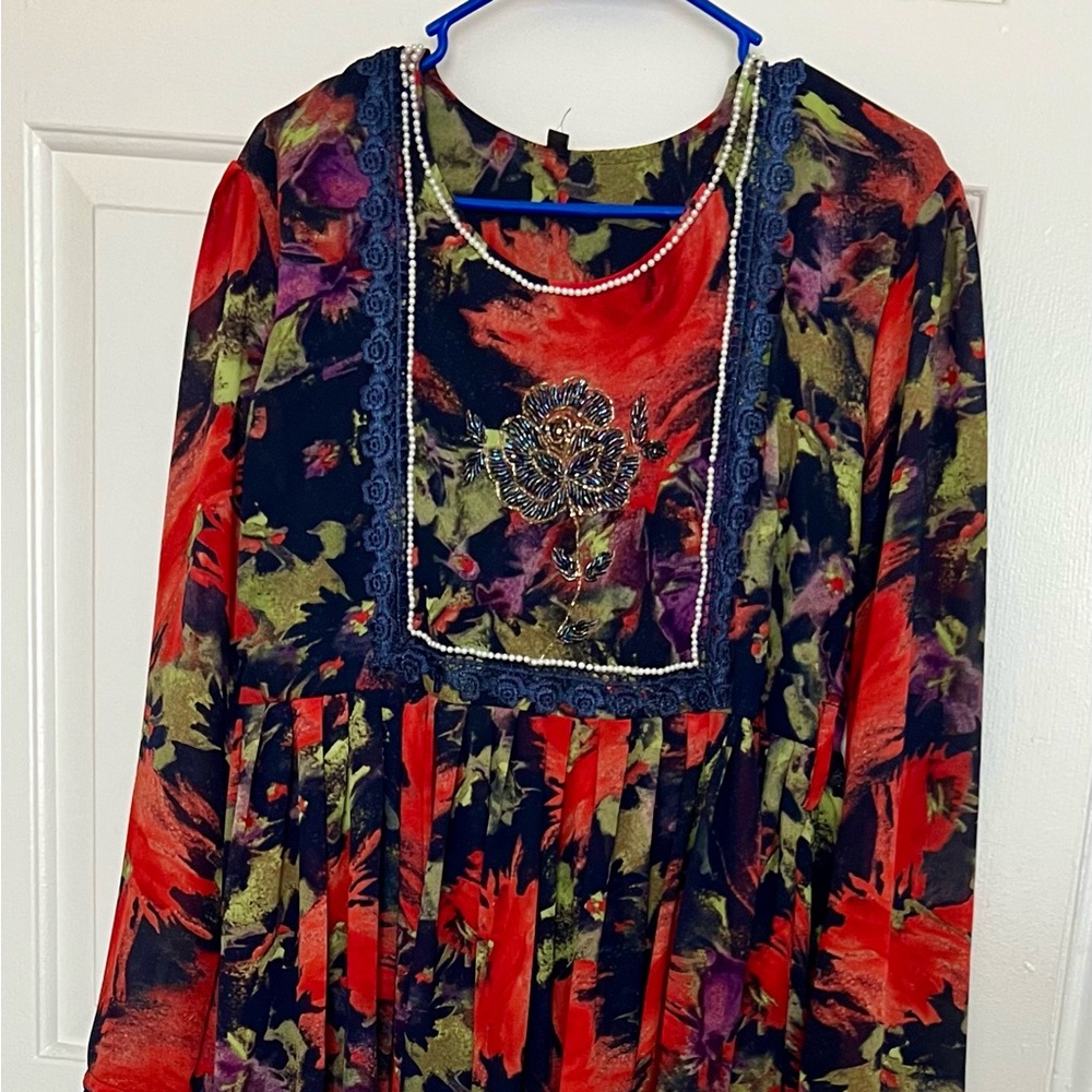Macy's Elegant Floral Maxi Dress - Red and Green